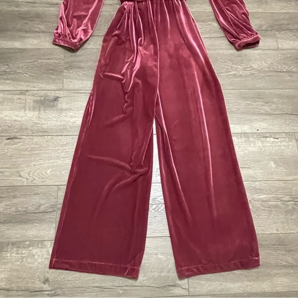 Modcloth Jumpsuit Wide Leg Velvet Ribbed Long Sleeve Burgundy Sz Small - Picture 6 of 7